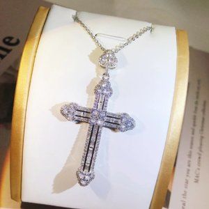 5 Star Rated 🌟 Authentic Sterling Silver Necklace with Cross Pendant